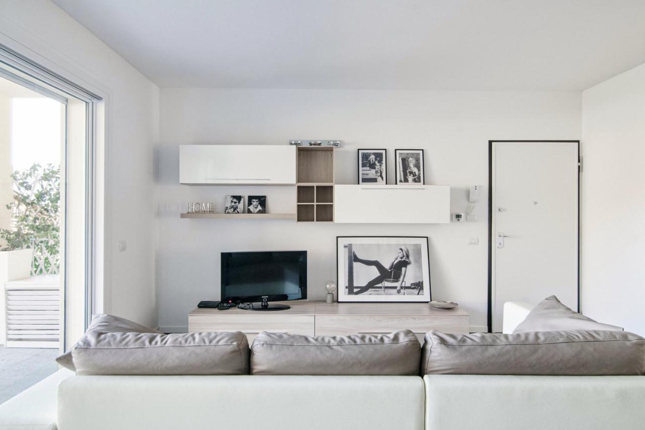 Apartamento Silvia Lenno House - The House Of Travelers Exterior foto