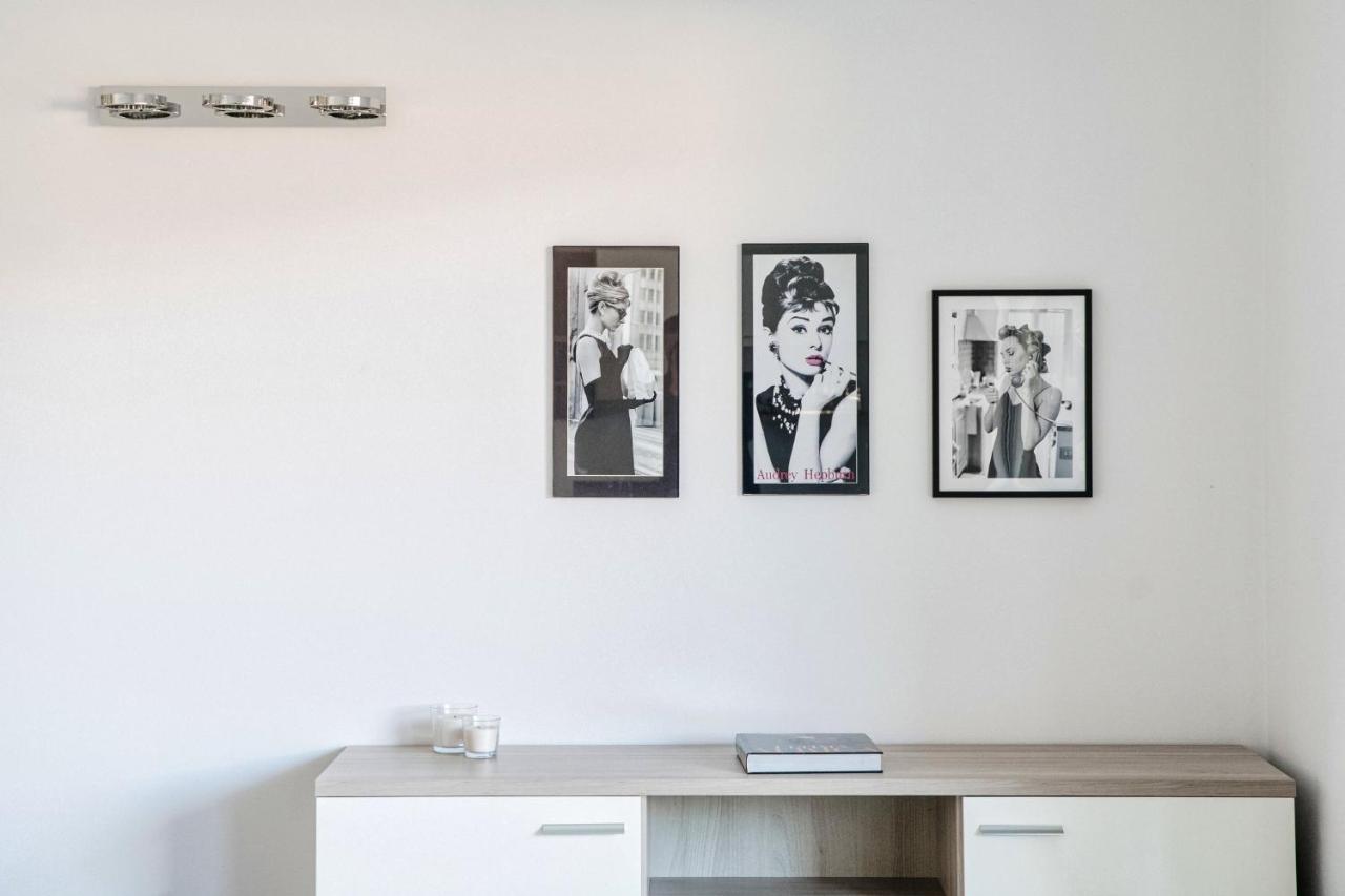 Apartamento Silvia Lenno House - The House Of Travelers Exterior foto